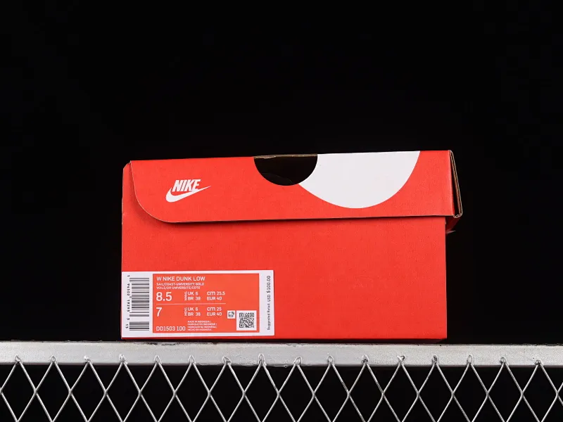 All categories Nk SB Dunk series Nk SB Dunk Low low-top sneakers M version pure original Nk Dunk Low SB dunk series North Carolina blue top layer low-top casual sports skateboard shoes DD1503-100